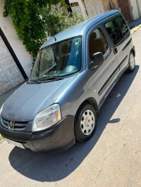 سيارات-peugeot-partner-2010-origin-خنشلة-الجزائر