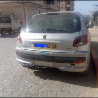 voitures-peugeot-206-plus-2012-oran-algerie