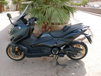 motos-et-scooters-yamaha-t-max-562-tech-2023-rais-hamidou-alger-algerie