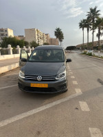 voitures-volkswagen-caddy-2018-collection-mostaganem-algerie