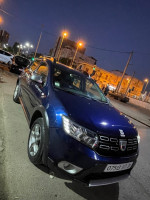 voitures-dacia-sandero-2017-stepway-bir-el-djir-oran-algerie