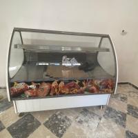 ثلاجات-و-مجمدات-presentoir-du-restaurant-برج-بوعريريج-الجزائر
