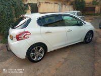 voitures-peugeot-208-2014-allure-khemis-miliana-ain-defla-algerie