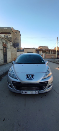 voitures-peugeot-207-2011-allure-oued-zenati-guelma-algerie