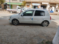 voitures-renault-clio-campus-2011-extreme-jijel-algerie