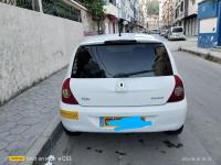 voitures-renault-clio-campus-2011-annaba-algerie