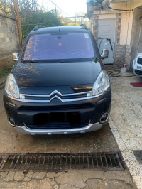 voitures-citroen-berlingo-2014-bejaia-algerie