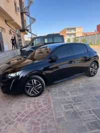 Peugeot 208 2022 