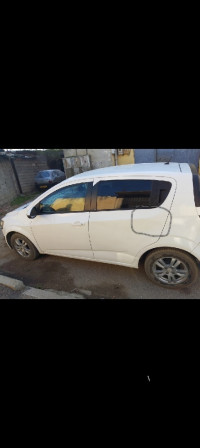 voitures-chevrolet-sonic-hatchback-2012-draria-alger-algerie