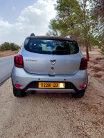 voitures-dacia-sandero-2022-stepway-restylee-aflou-laghouat-algerie