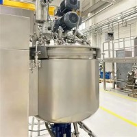 Préparateur en fabrication cosmétique à Bordj Bou Aréridj      برج بو عراريج - محضر في مصنع مواد التجميل