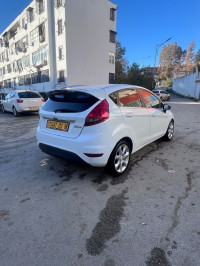 voitures-ford-fiesta-2013-titanium-constantine-algerie