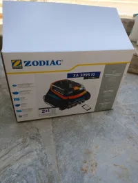 Robot piscine 3095 iq