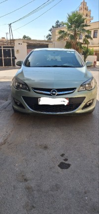 سيارات-opel-astra-2014-cosmo-سطاوالي-الجزائر