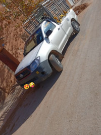 utilitaire-toyota-hilux-2011-gueltat-sidi-saad-laghouat-algerie