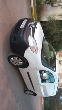 voitures-renault-kangoo-2018-grand-confort-chiffa-blida-algerie