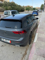 voitures-volkswagen-golf-8-2023-life-batna-algerie