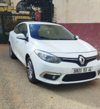 voitures-renault-fluence-2013-ain-defla-algerie