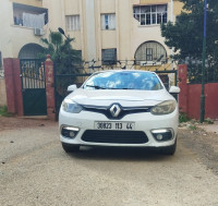 voitures-renault-fluence-2013-ain-defla-algerie