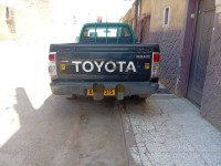 سيارات-toyota-hilux-2015-legend-sc-4x2-سيدي-بلعباس-الجزائر
