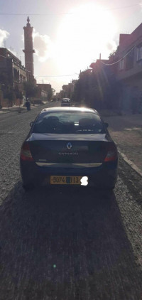 voitures-renault-symbol-2013-collection-el-bordj-mascara-algerie