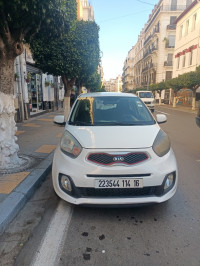 voitures-kia-picanto-2014-alger-centre-algerie