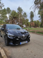 voitures-renault-clio-5-2021-intens-tiaret-algerie