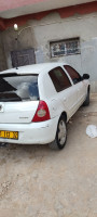 voitures-renault-clio-campus-2012-bye-tiaret-algerie