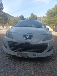 voitures-peugeot-207-2011-el-madher-batna-algerie