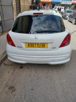 voitures-peugeot-207-2012-allure-meftah-blida-algerie