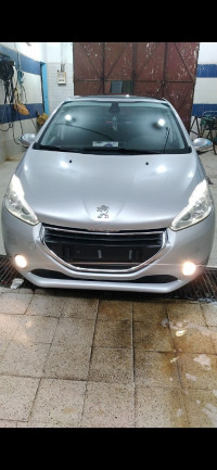 voitures-peugeot-208-2015-allure-mascara-algerie