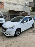 voitures-peugeot-208-2015-allure-tidjelabine-boumerdes-algerie