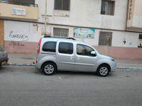 voitures-renault-kangoo-2022-bir-el-djir-oran-algerie