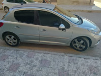 voitures-peugeot-207-2009-premium-batna-algerie