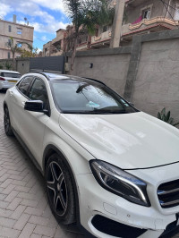 voitures-mercedes-gla-2015-cheraga-alger-algerie