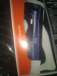Attelle du genou jamais utilisée 