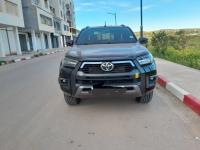 السيارات-النفعية-toyota-hilux-2022-legend-dc-4x4-pack-luxe-وهران-الجزائر