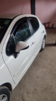 voitures-peugeot-207-2012-fais-khenchela-algerie