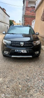 voitures-dacia-sandero-2017-stepway-bouhadjar-el-tarf-algerie