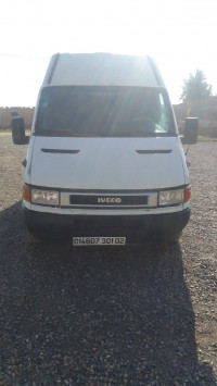 fourgon-iveco-c-11-2001-chlef-algerie