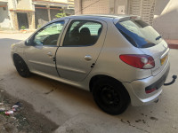 voitures-peugeot-206-plus-2011-batna-algerie