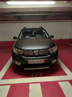 voitures-dacia-sandero-2018-stepway-restylee-feraoun-bejaia-algerie