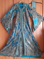tenues-traditionnelles-vends-tres-beau-caftan-brode-porte-1-fois-achete-60-000-je-le-30-da-souidania-alger-algerie
