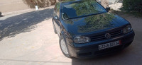 moyenne-berline-volkswagen-golf-4-2002-tiaret-algerie