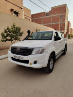 utilitaire-toyota-hilux-2013-laghouat-algerie