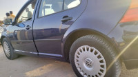 voitures-volkswagen-golf-4-2003-oued-seguen-mila-algerie