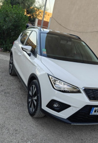 voitures-seat-ibiza-leon-arona-ateca-2022-style-el-harrouch-skikda-algerie