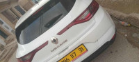 moyenne-berline-renault-megane-4-2017-oran-algerie