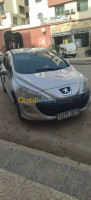 moyenne-berline-peugeot-308-2008-guelma-algerie