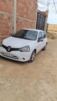 voitures-renault-clio-campus-2014-chlef-algerie